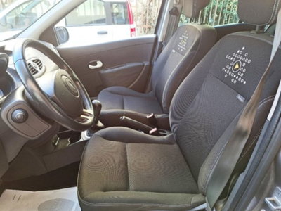 Renault Clio 1.2 16V 5 porte (8)