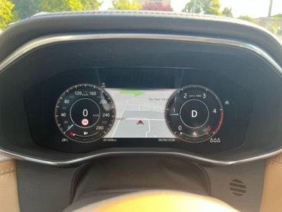 Jaguar F-Pace 2.0 D 204 CV AWD aut. R-Dynamic Black (8)