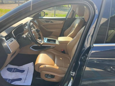 Jaguar F-Pace 2.0 D 204 CV AWD aut. R-Dynamic Black (9)
