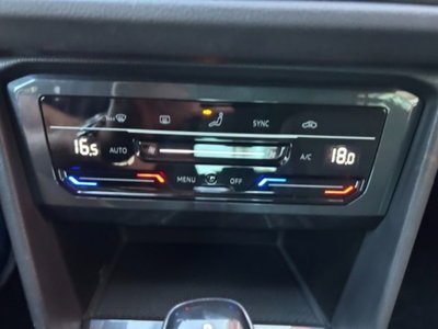 Volkswagen Tiguan 2.0 TDI 150 CV SCR DSG 4MOTION Elegance (11)