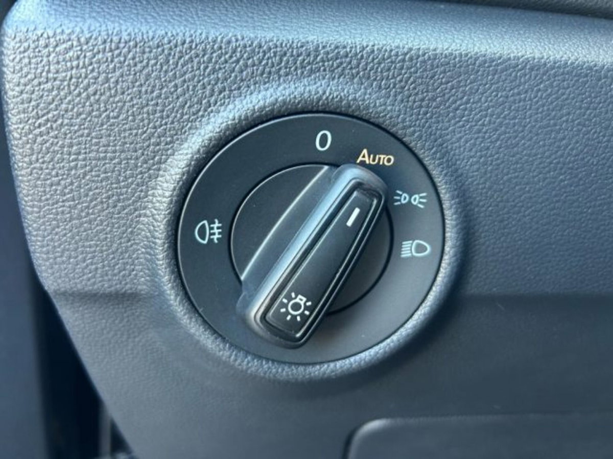 Volkswagen T-Roc 1.0 TSI Life (14)