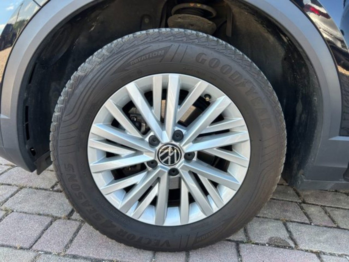 Volkswagen T-Roc 1.0 TSI Life (17)