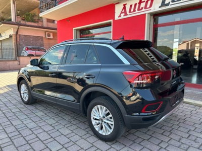 Volkswagen T-Roc 1.0 TSI Life (4)