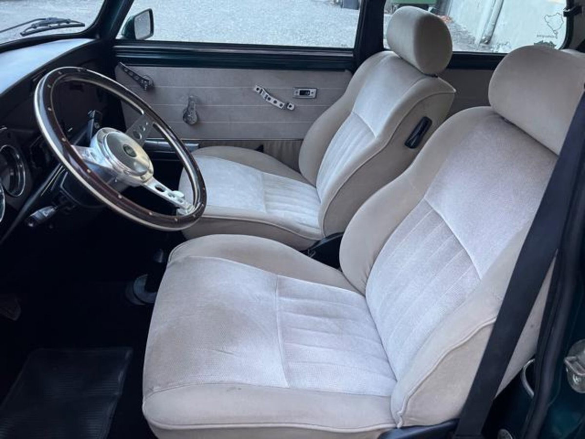 Rover Mini 1.3 cat Caribbean (10)