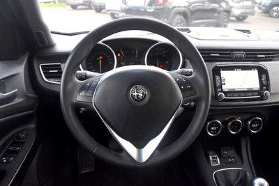 Alfa Romeo Giulietta 1.6 JTDm Business 120cv (14)