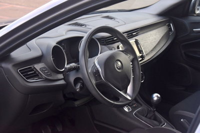 Alfa Romeo Giulietta 1.6 JTDm Business 120cv (15)