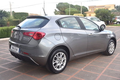 Alfa Romeo Giulietta 1.6 JTDm Business 120cv (7)