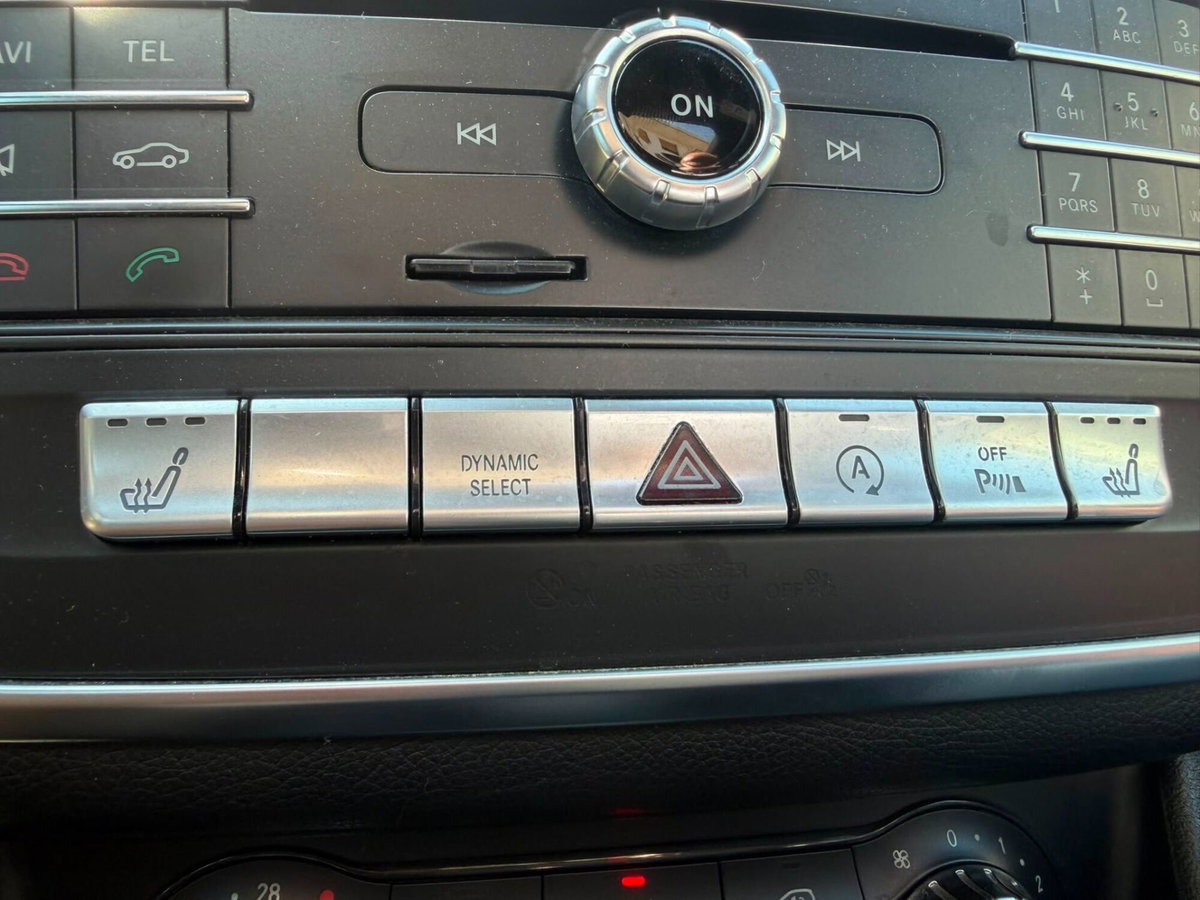 Mercedes-Benz GLA SUV 200 d Automatic Premium (19)