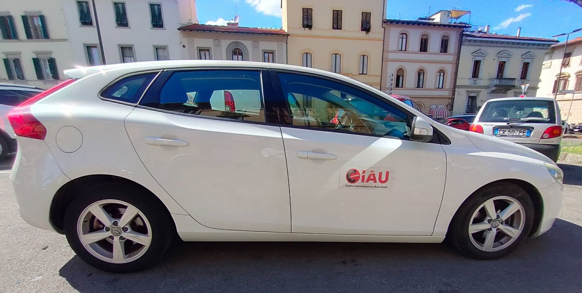 Volvo V40 D2 1.6 Business Edition (10)