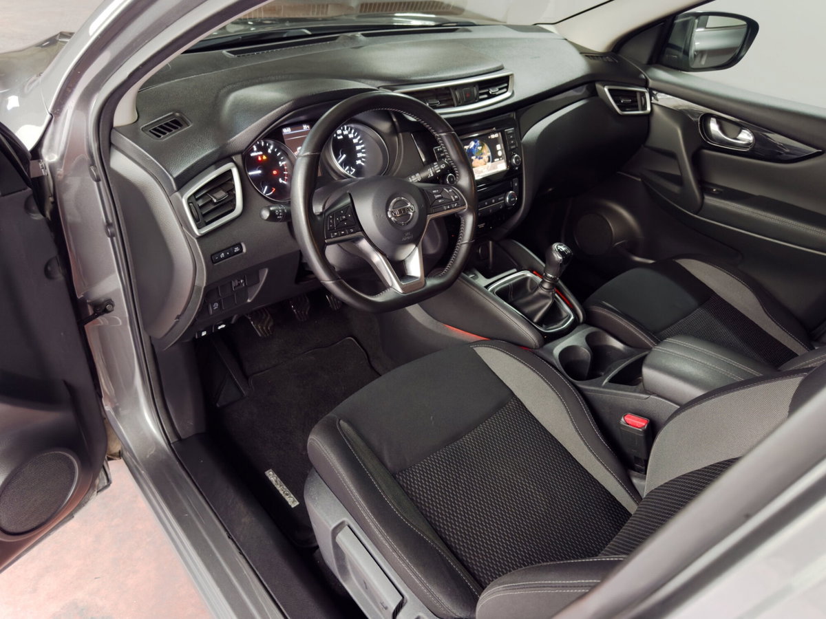 Nissan Qashqai 1.5 dCi 115 CV DCT Business (14)
