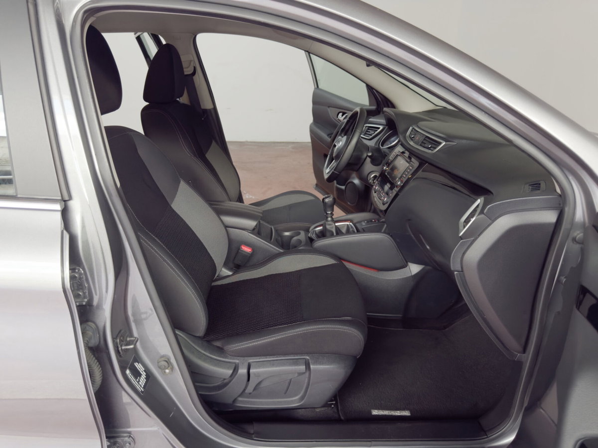 Nissan Qashqai 1.5 dCi 115 CV DCT Business (15)