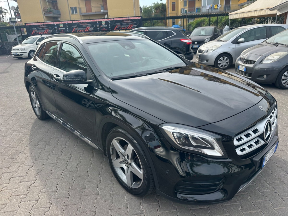 Mercedes-Benz GLA SUV 200 d Automatic Premium (3)