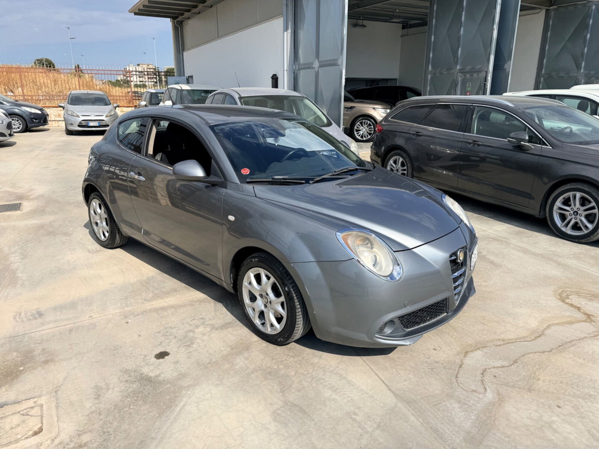 Alfa Romeo MiTo 1.6 JTDm 16V Distinctive Sport Pack (3)