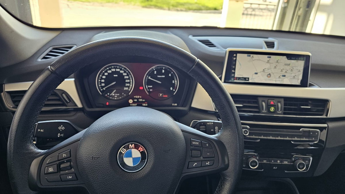 BMW X1 sDrive16d (5)