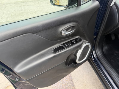 Jeep Renegade 2.0 Mjt 140CV 4WD Active Drive Limited (13)
