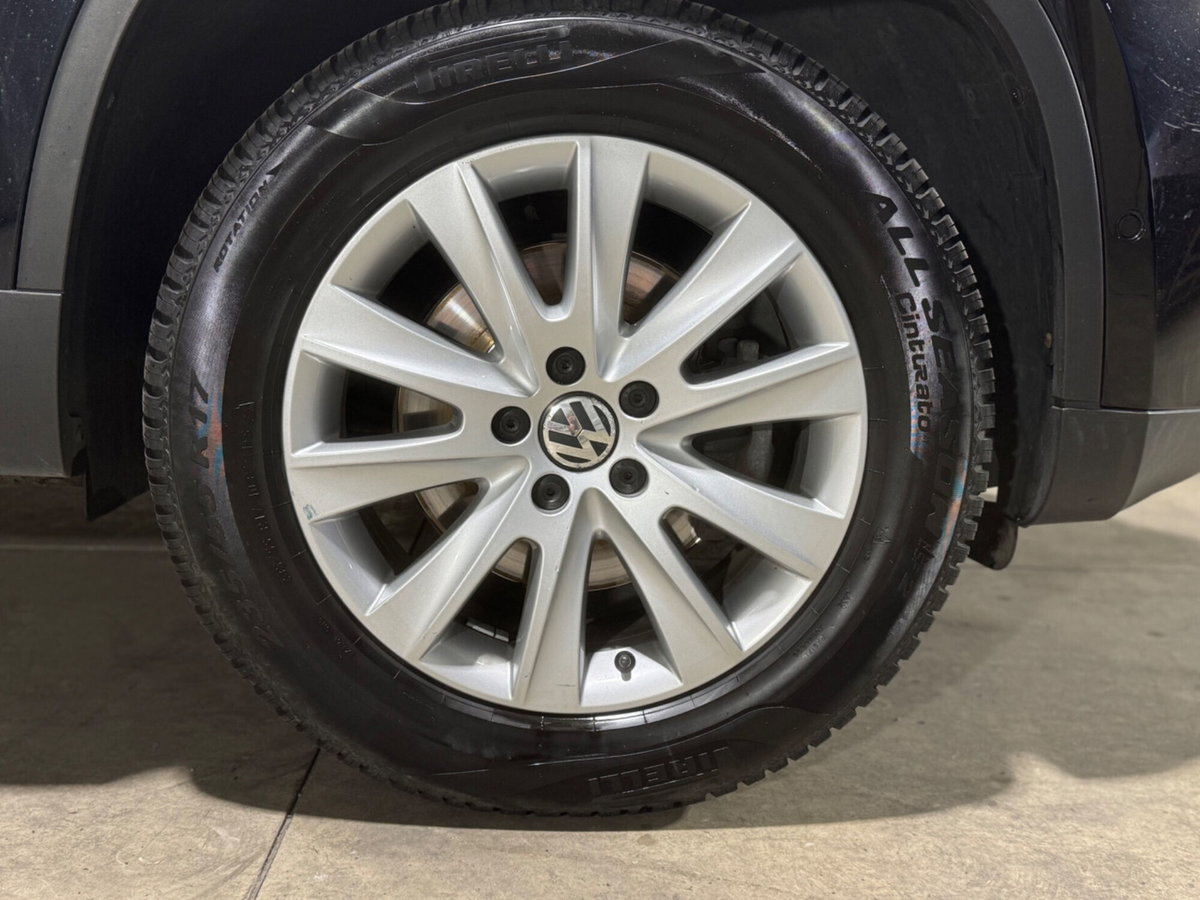 Volkswagen Tiguan 2.0 16V TDI DPF Track & Field (28°) (9)