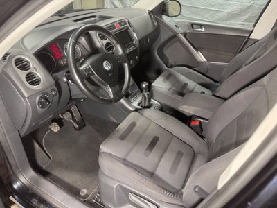 Volkswagen Tiguan 2.0 16V TDI DPF Track & Field (28°) (10)