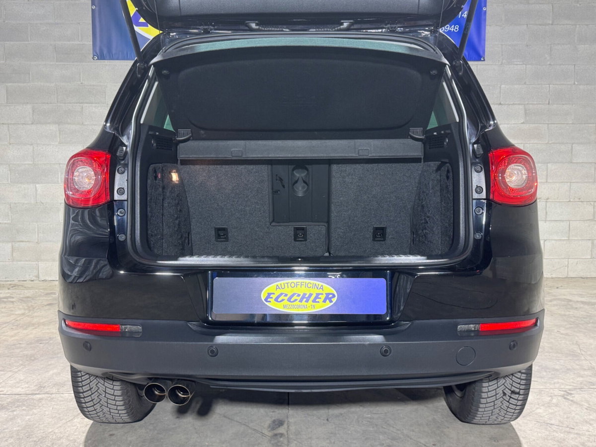 Volkswagen Tiguan 2.0 16V TDI DPF Track & Field (28°) (15)