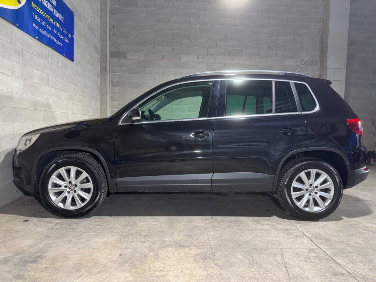 Volkswagen Tiguan 2.0 16V TDI DPF Track & Field (28°) (5)