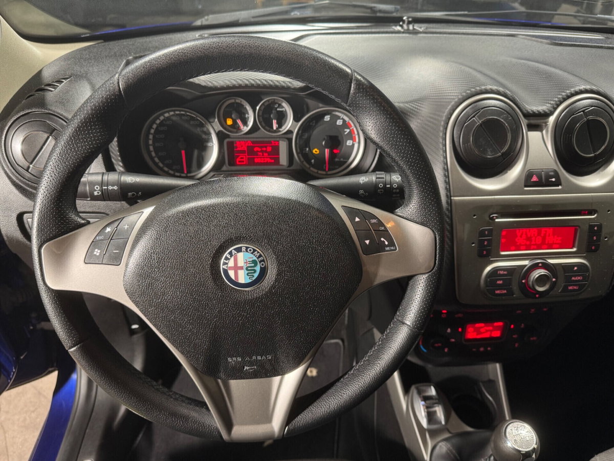 Alfa Romeo MiTo 1.4 105 CV M.air S&S Distinctive Sport Pack (16)