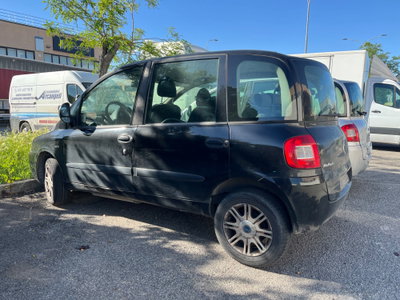 Fiat Multipla 1.6 16V Natural Power Active (2)