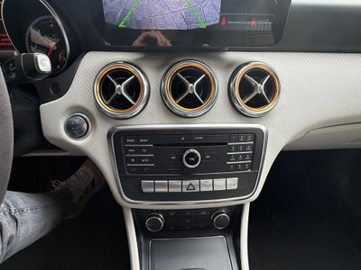 Mercedes-Benz Classe A 200 d Automatic 4Matic Executive (13)