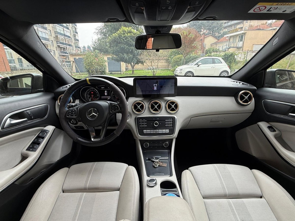 Mercedes-Benz Classe A 200 d Automatic 4Matic Executive (15)