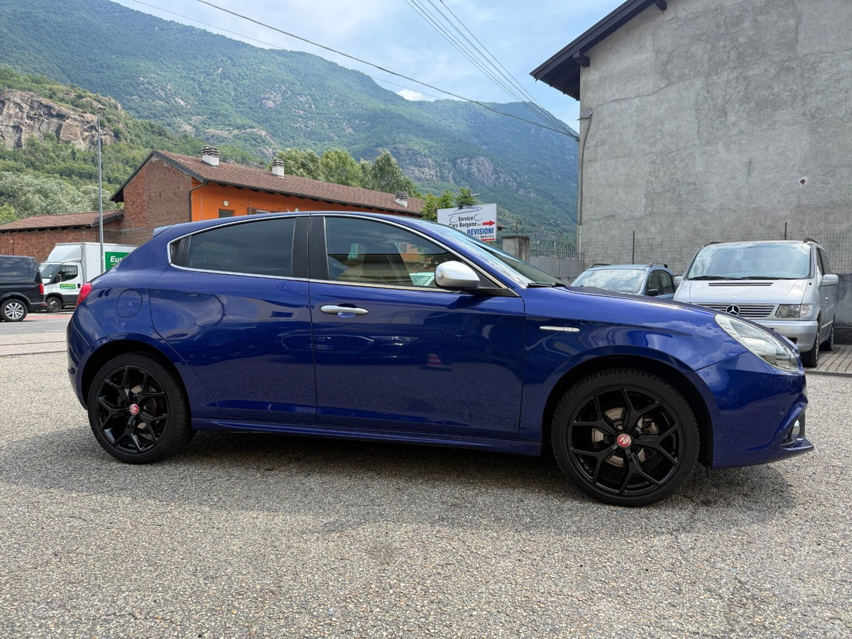 Alfa Romeo Giulietta 1.6 JTDm Ti 120cv (4)