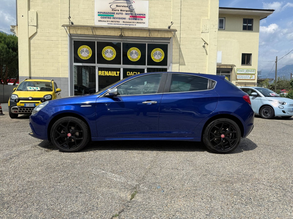 Alfa Romeo Giulietta 1.6 JTDm Ti 120cv (9)