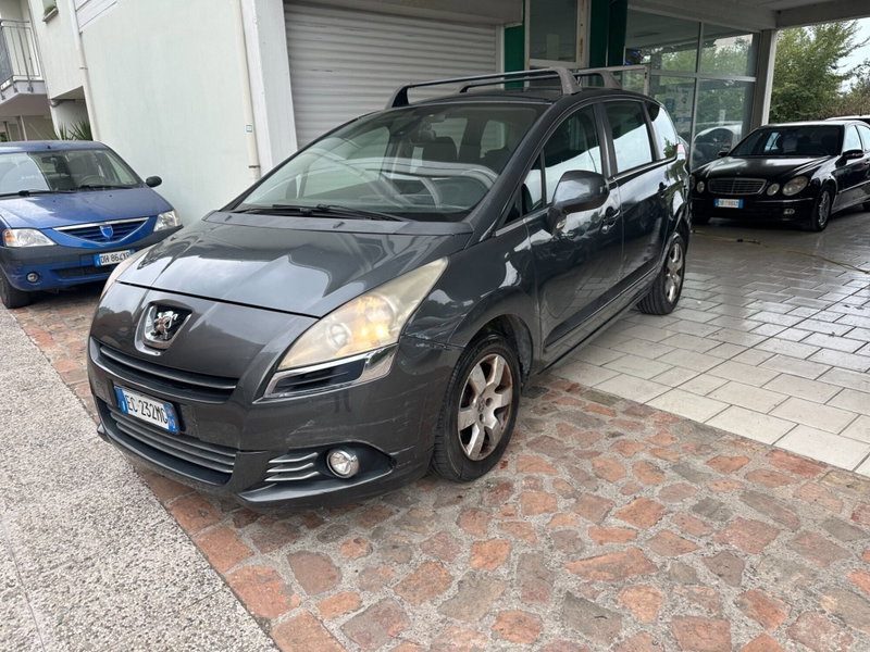 Peugeot 5008 1.6 HDi 110CV Premium