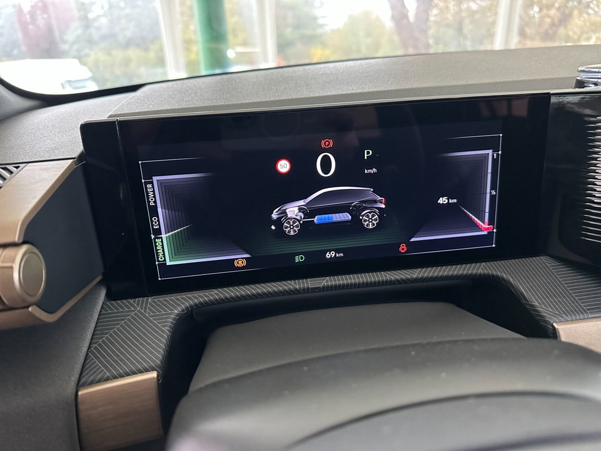 Lancia Ypsilon 1.2 mhev Edizione Limitata Cassina e-dct (19)
