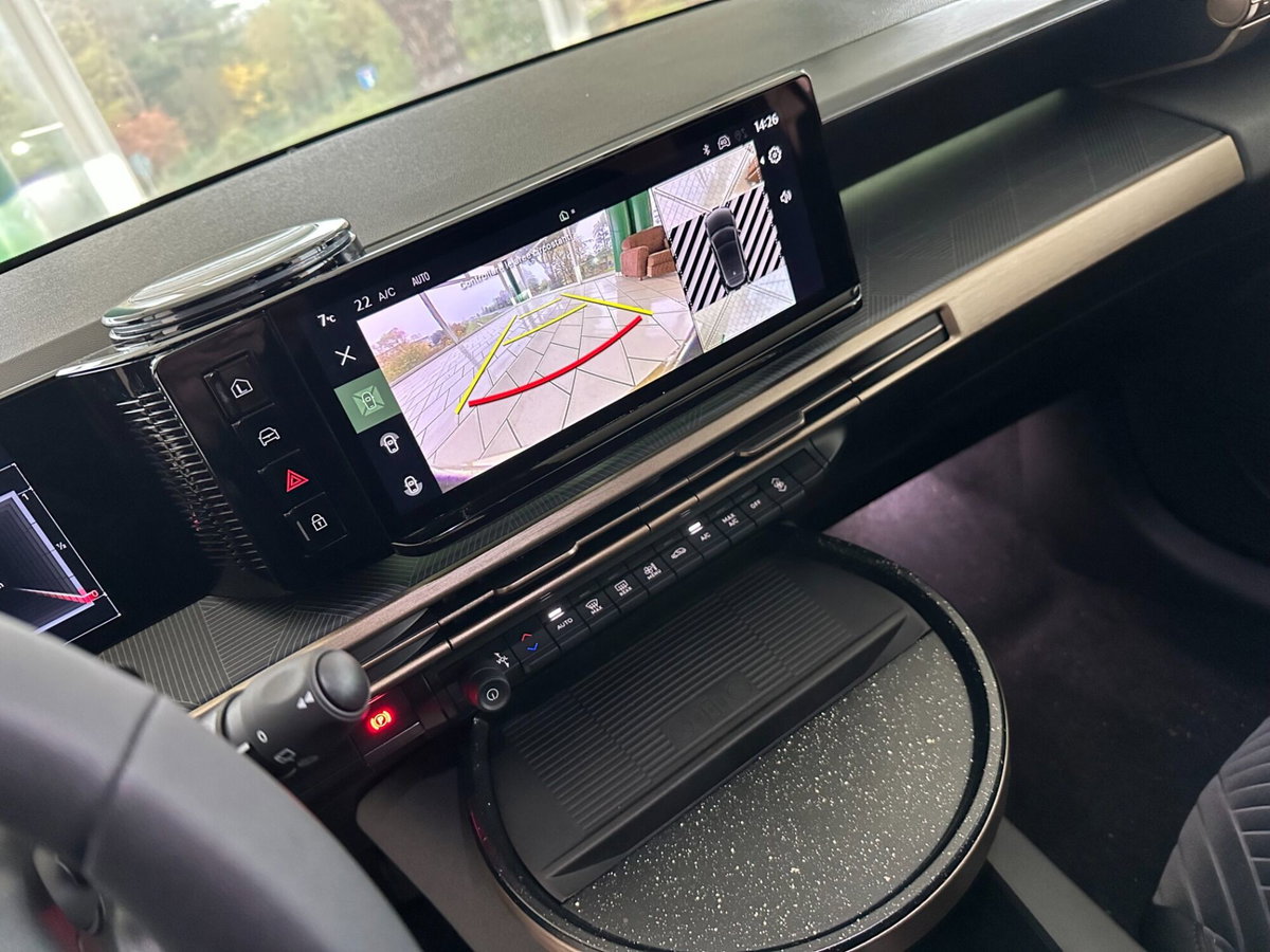 Lancia Ypsilon 1.2 mhev Edizione Limitata Cassina e-dct (20)
