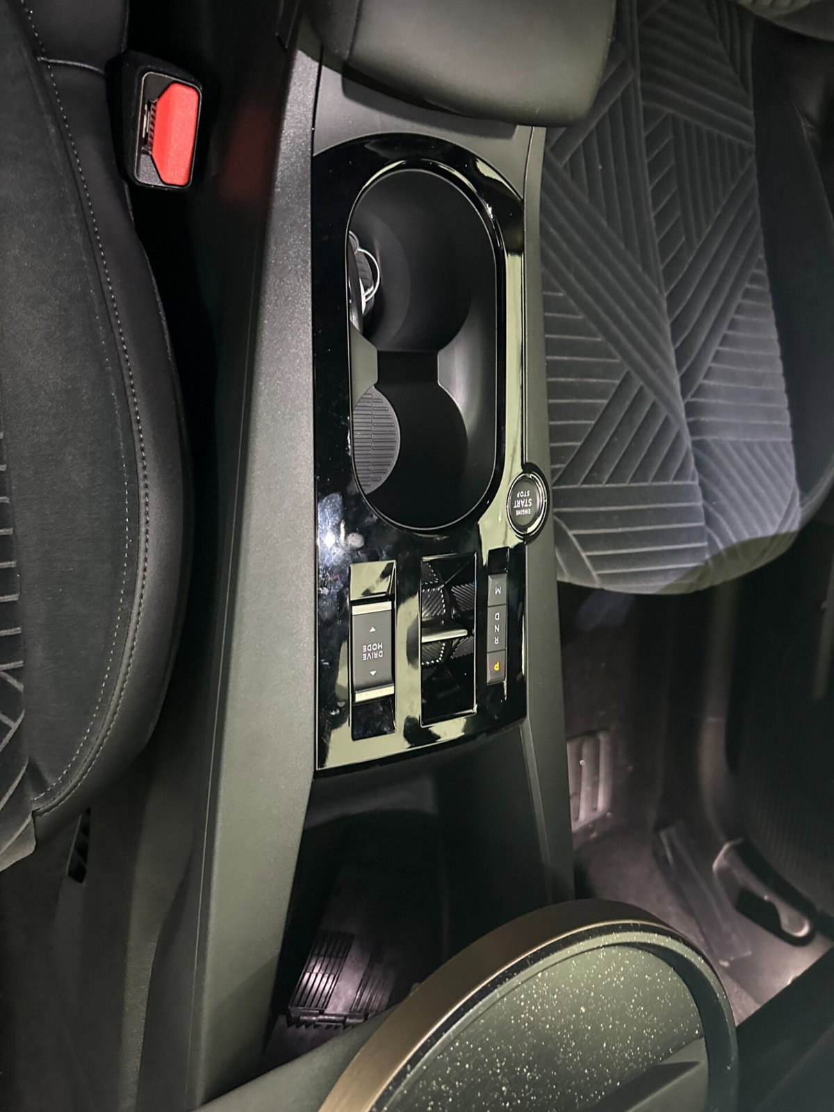 Lancia Ypsilon 1.2 mhev Edizione Limitata Cassina e-dct (6)