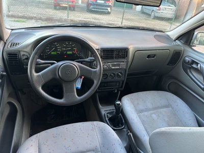 Volkswagen Polo 1000i cat CL (13)