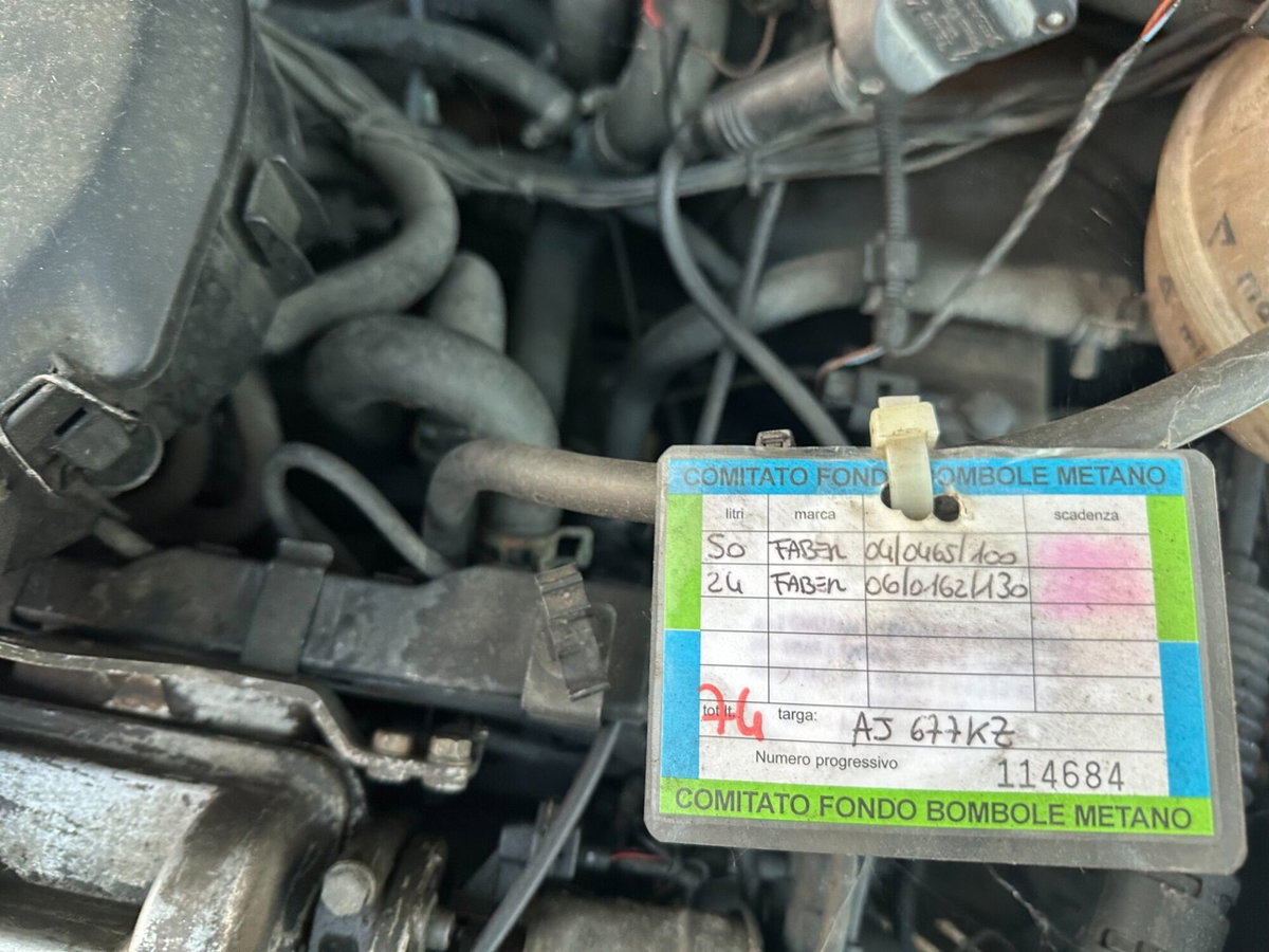 Volkswagen Polo 1000i cat CL (18)