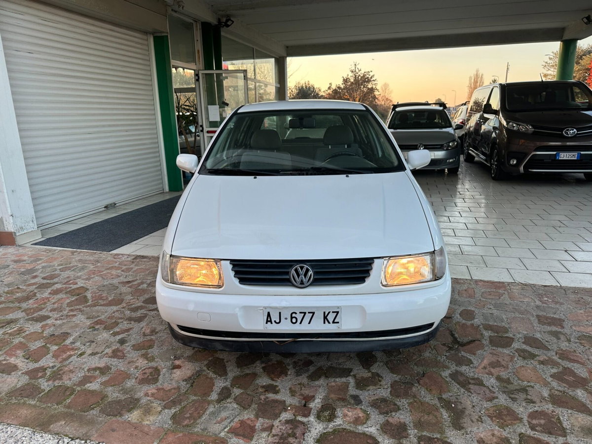 Volkswagen Polo 1000i cat CL (2)