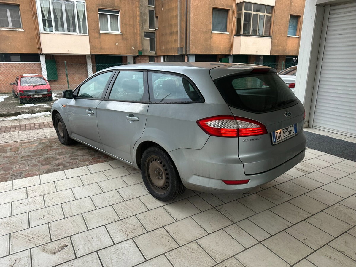 Ford Mondeo Station Wagon 2.0 TDCi 130 CV 6tronic SW Ghia P. DPF (11)