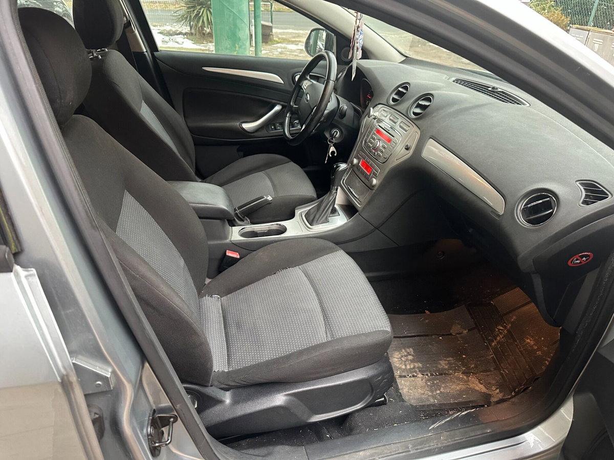 Ford Mondeo Station Wagon 2.0 TDCi 130 CV 6tronic SW Ghia P. DPF (6)