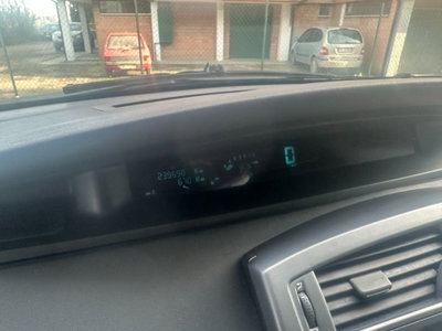 Renault Scenic E-Tech Electric 1.5 dCi/100CV Confort Dynamique (16)