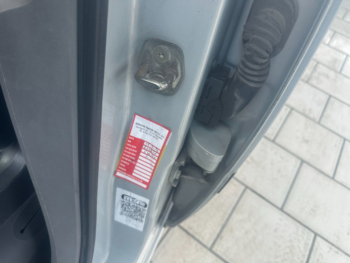 Renault Scenic E-Tech Electric 1.5 dCi/100CV Confort Dynamique (19)