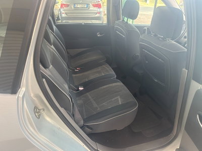 Renault Scenic E-Tech Electric 1.5 dCi/100CV Confort Dynamique (6)