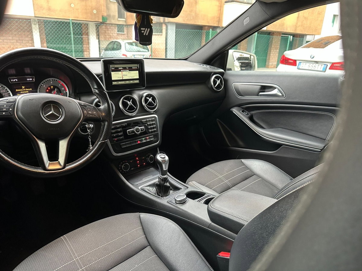 Mercedes-Benz Classe A 180 CDI Sport (13)