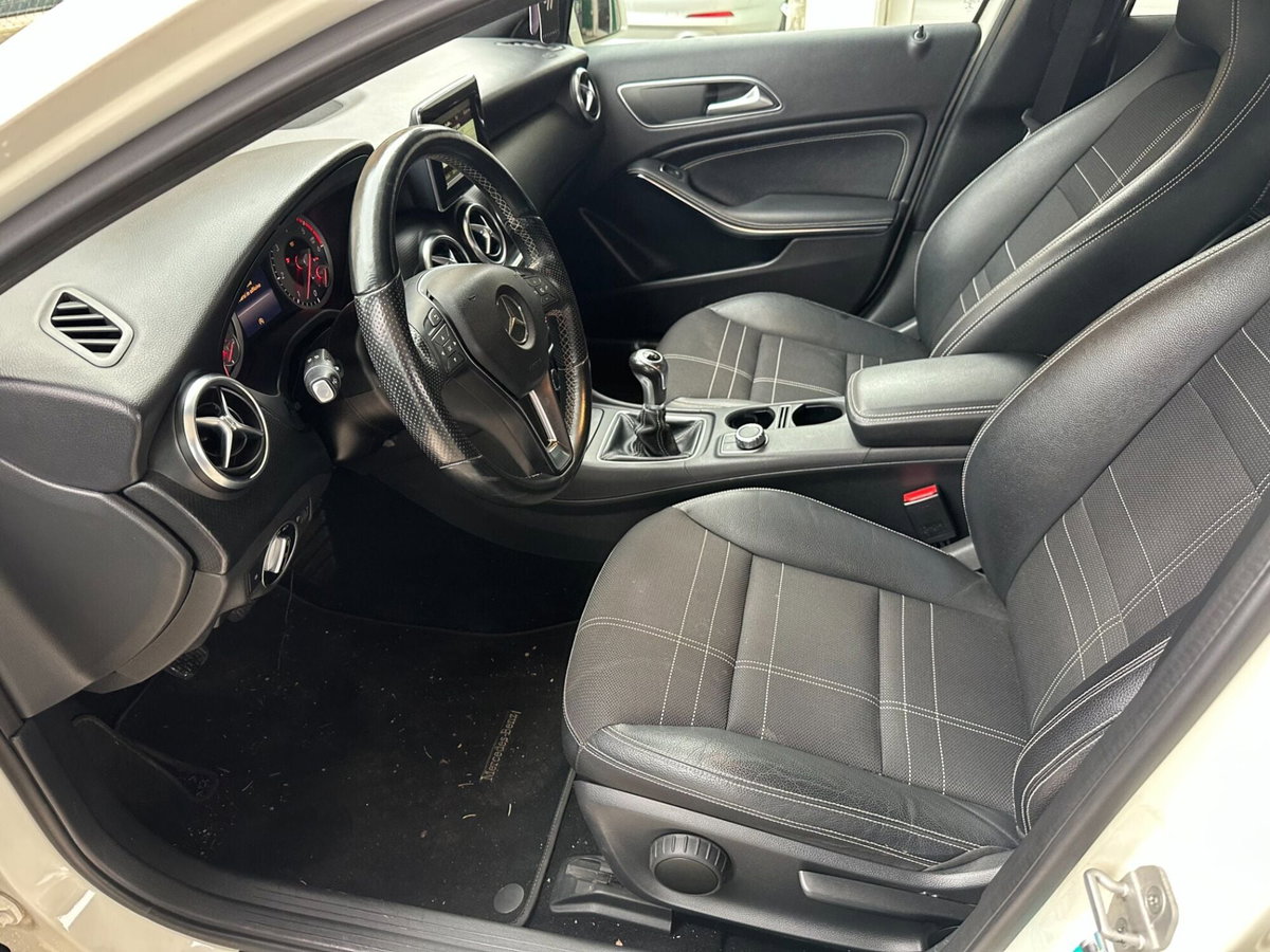 Mercedes-Benz Classe A 180 CDI Sport (14)