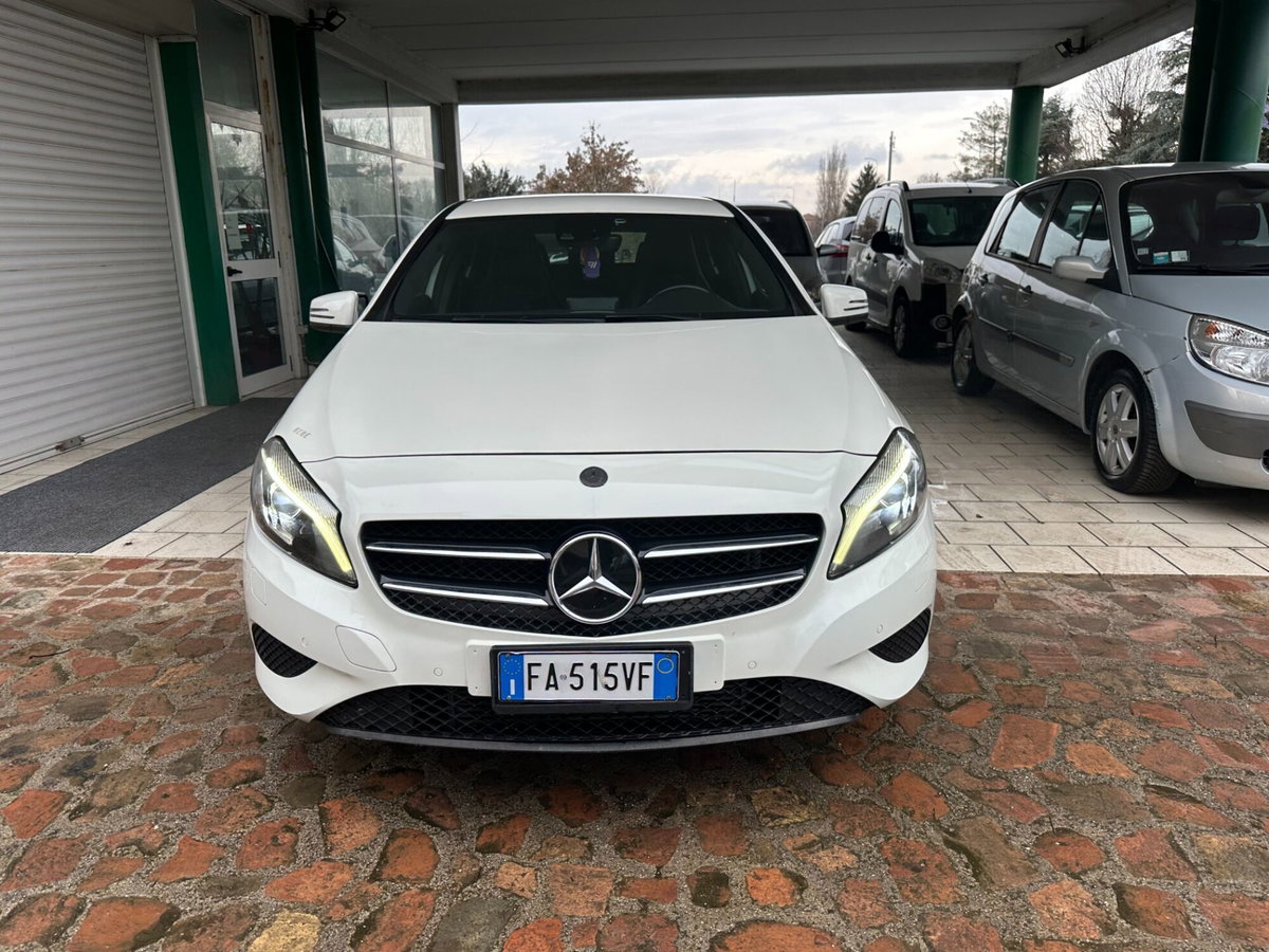 Mercedes-Benz Classe A 180 CDI Sport (2)