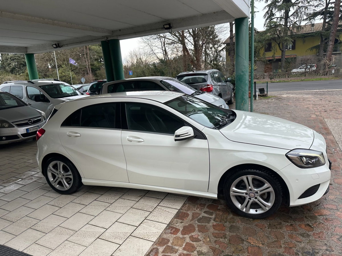 Mercedes-Benz Classe A 180 CDI Sport (4)