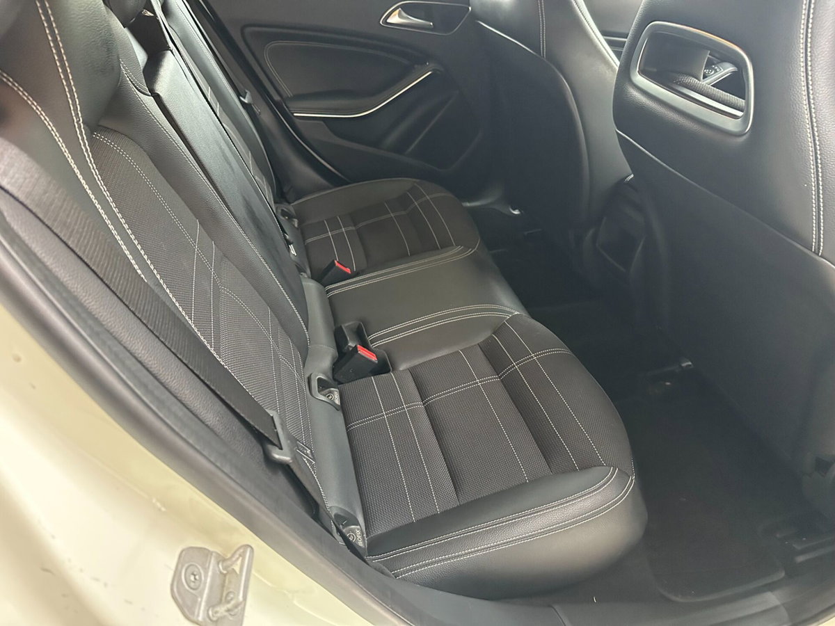 Mercedes-Benz Classe A 180 CDI Sport (6)