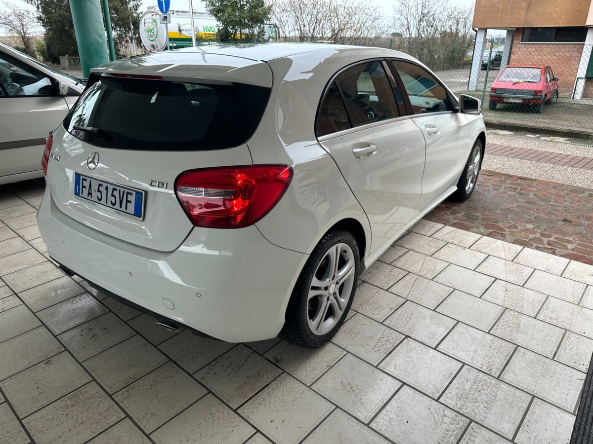 Mercedes-Benz Classe A 180 CDI Sport (7)