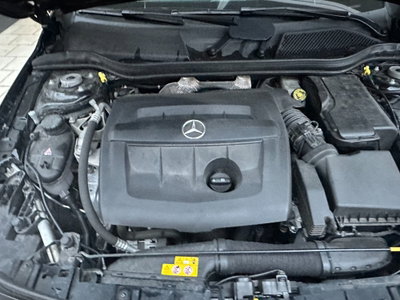 Mercedes-Benz GLA SUV 180 d Automatic Business (20)