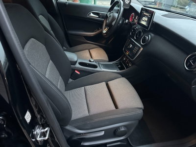 Mercedes-Benz GLA SUV 180 d Automatic Business (5)