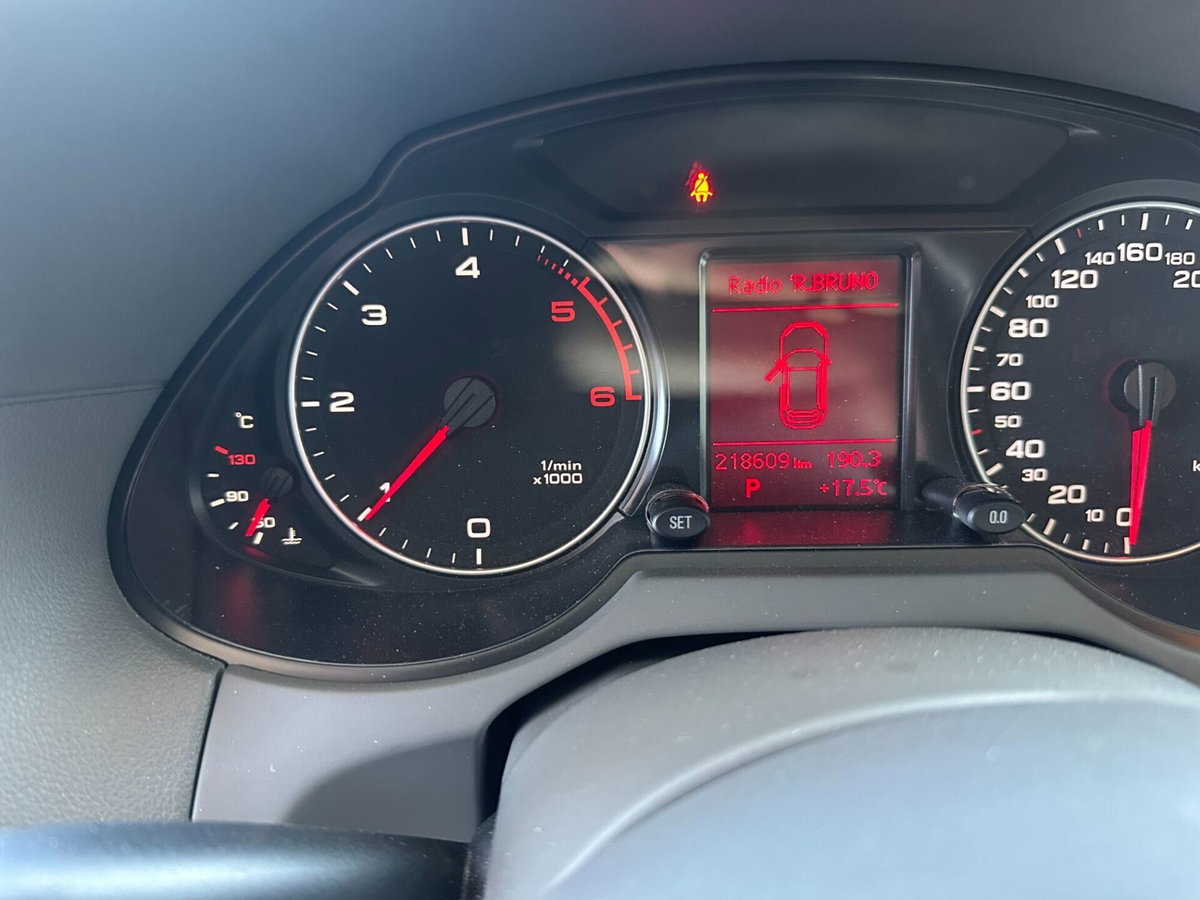Audi Q5 2.0 TDI 170 CV quattro S tronic (17)